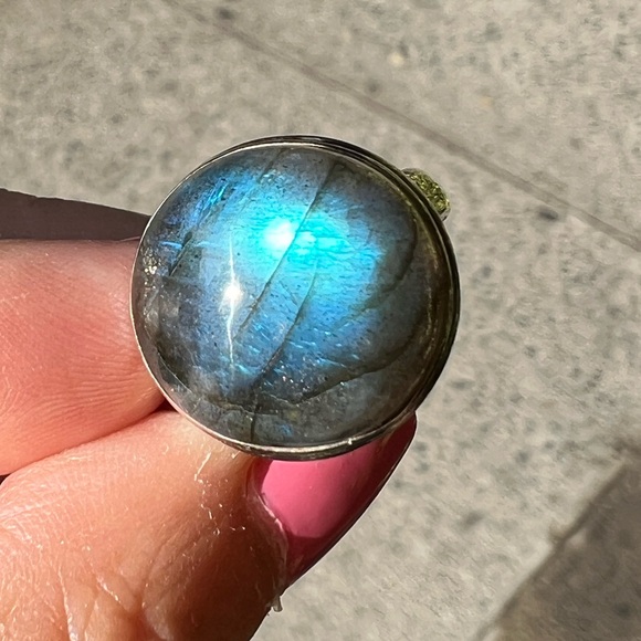 VINTAGE LARGE LABRADORITE CABOCHON RING 925 STERLING SILVER BLUE ETHEREAL GLOW